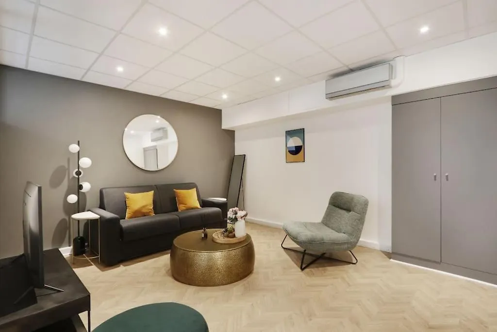 Beautiful Apartment 4P/1Br Champs Elysees Παρίσι