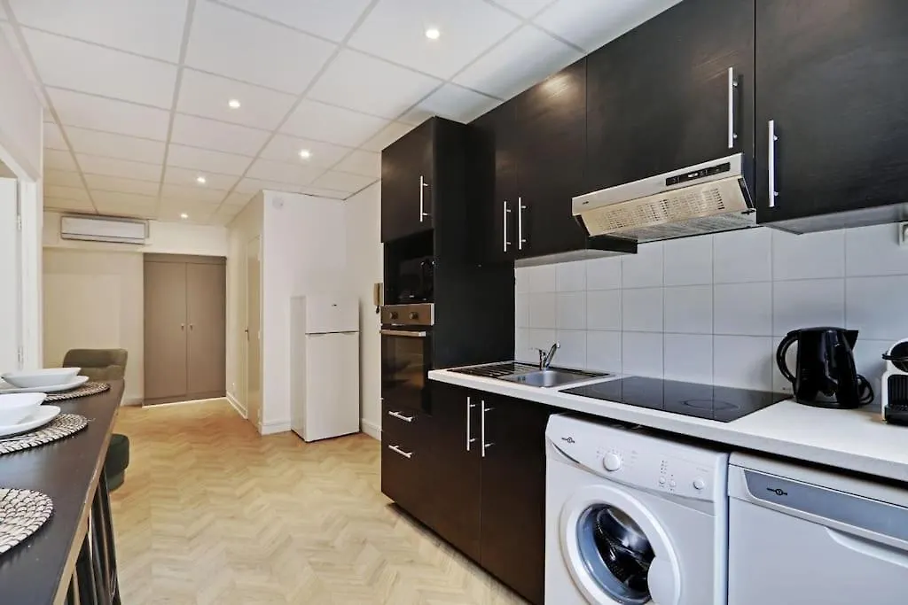 Beautiful Apartment 4P/1Br Champs Elysees Paris