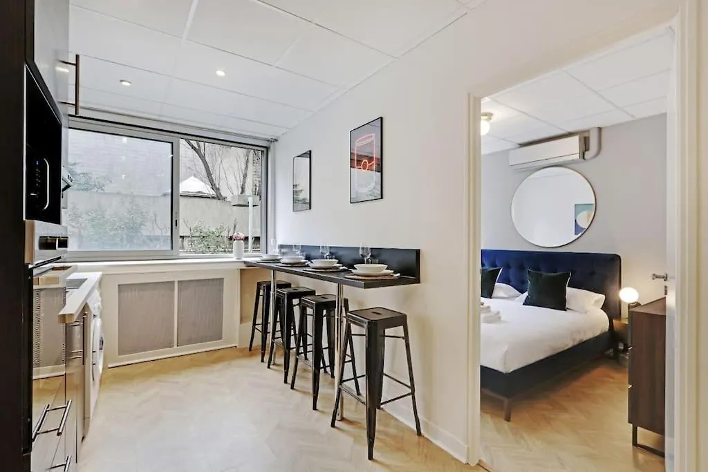 Beautiful Apartment 4P/1Br Champs Elysees Paris